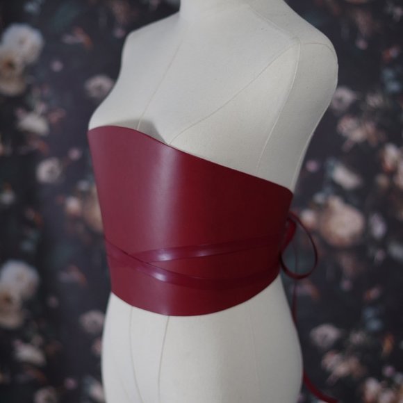 Dehanche Inspired Italian Vachetta Leather Corset Belt with Tie Straps in Red - Picture 7 of 16